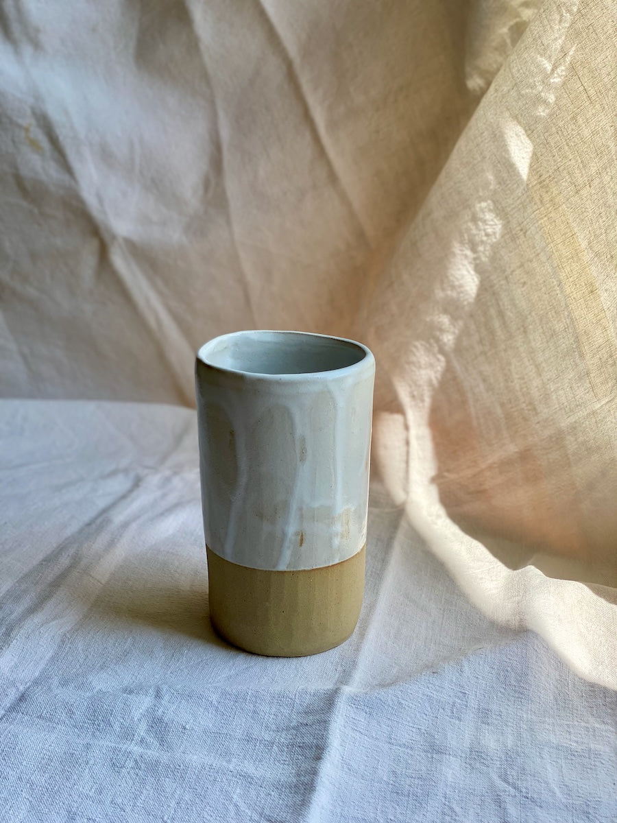 valentine-benoist-ceramics-studio-vase-moyen-gsat40-gloss-white-side-vertical