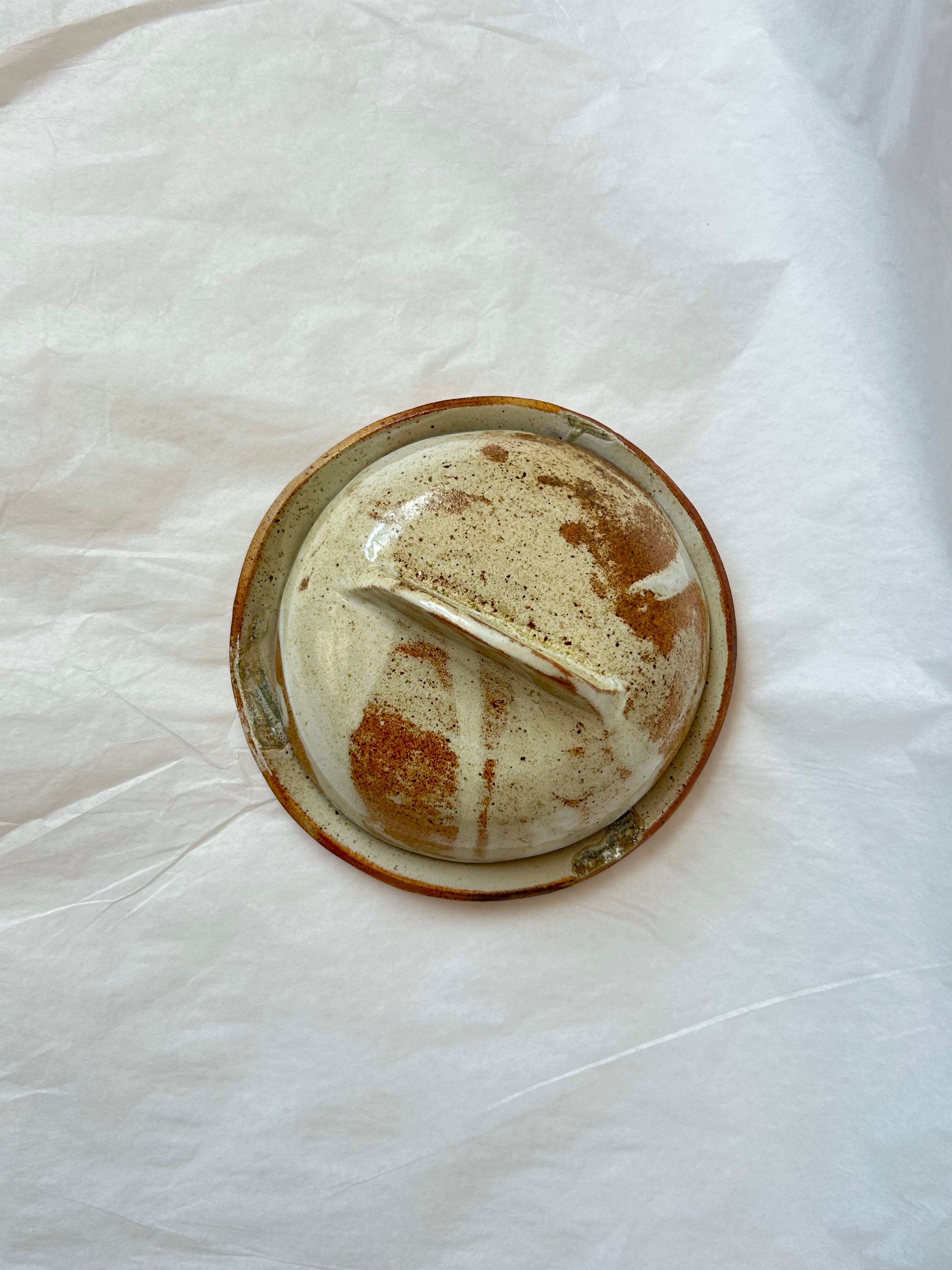 Scallop Shell Dish - Beige Stoneware - Wood-Fired