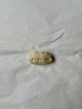 Galet à message - Grès Beige - Au Marché - Manuscrit
