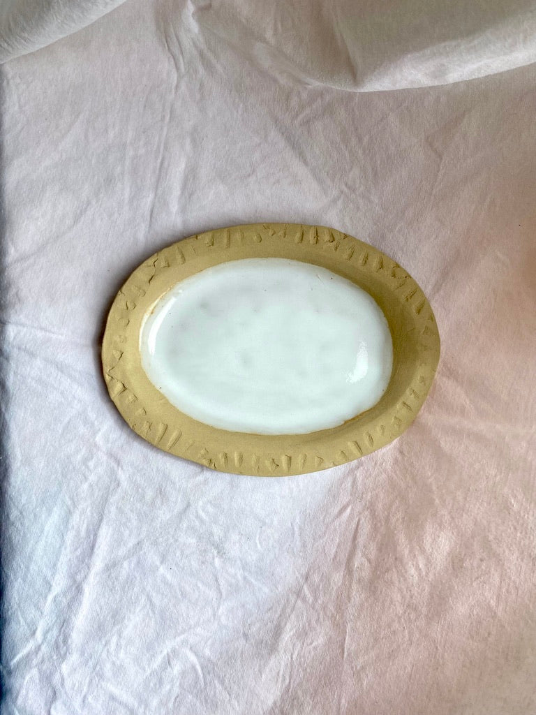 Plat Ovale Saint-Jacques - 22,50*17 cm - Grès Doux - Blanc Gloss