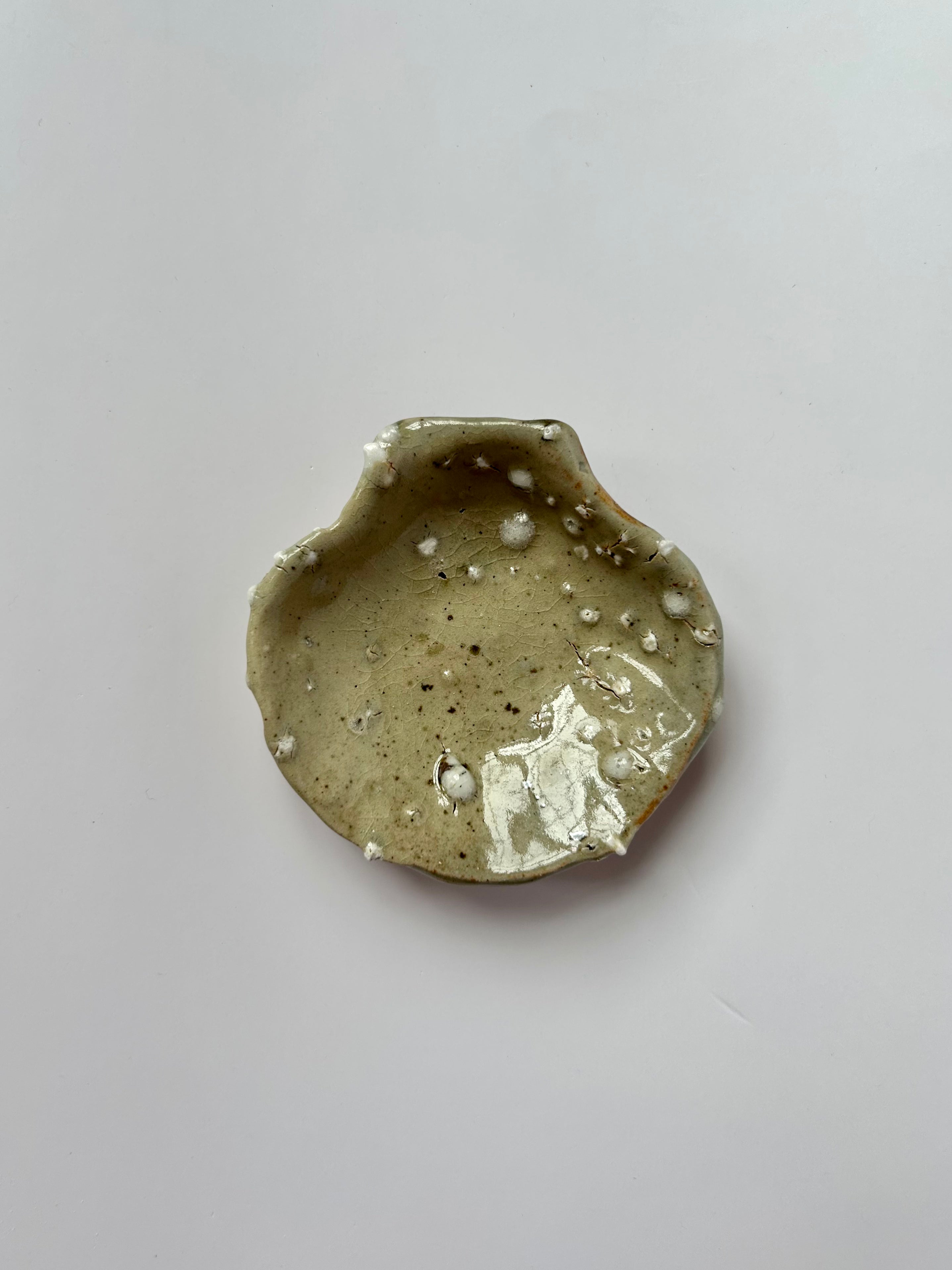 Scallop Shell Dish - Beige Stoneware - Wood-Fired