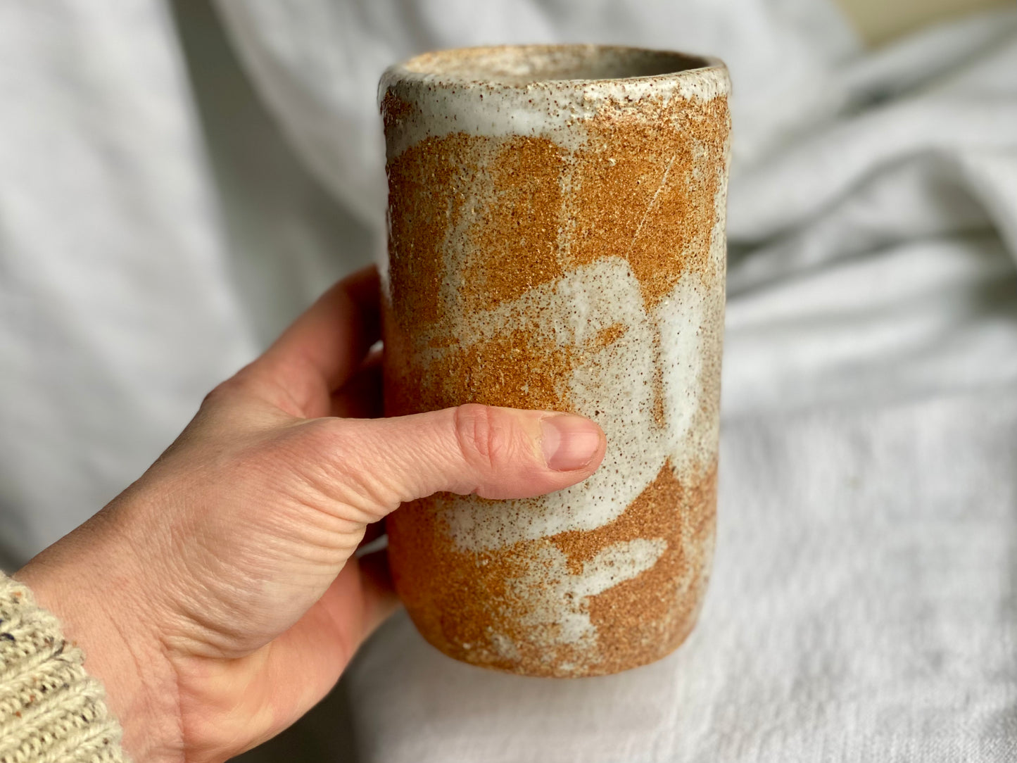 Vase - Medium - Sandy clay - Brushed Gloss White