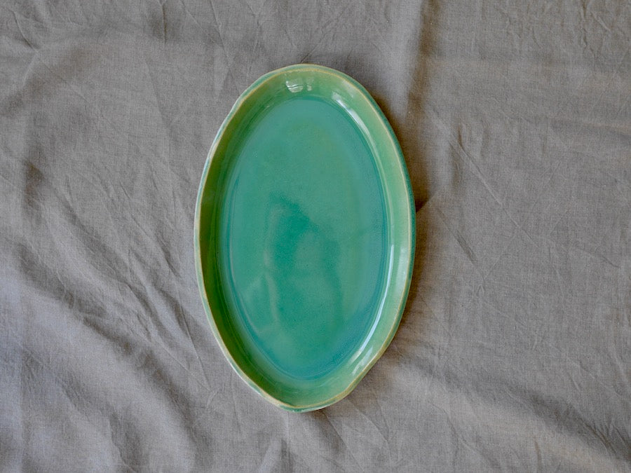 my-hungry-valentine-ceramics-studio-dish-serving-oval-bg-celadon-green-top