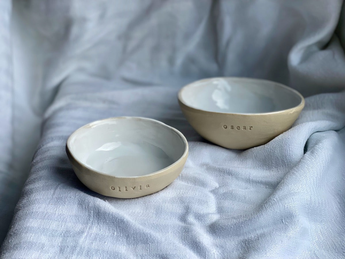 valentine-benoist-ceramics-personalised-bowl-dip-breakfast-soft-clay-gloss-white-olivia-oscar