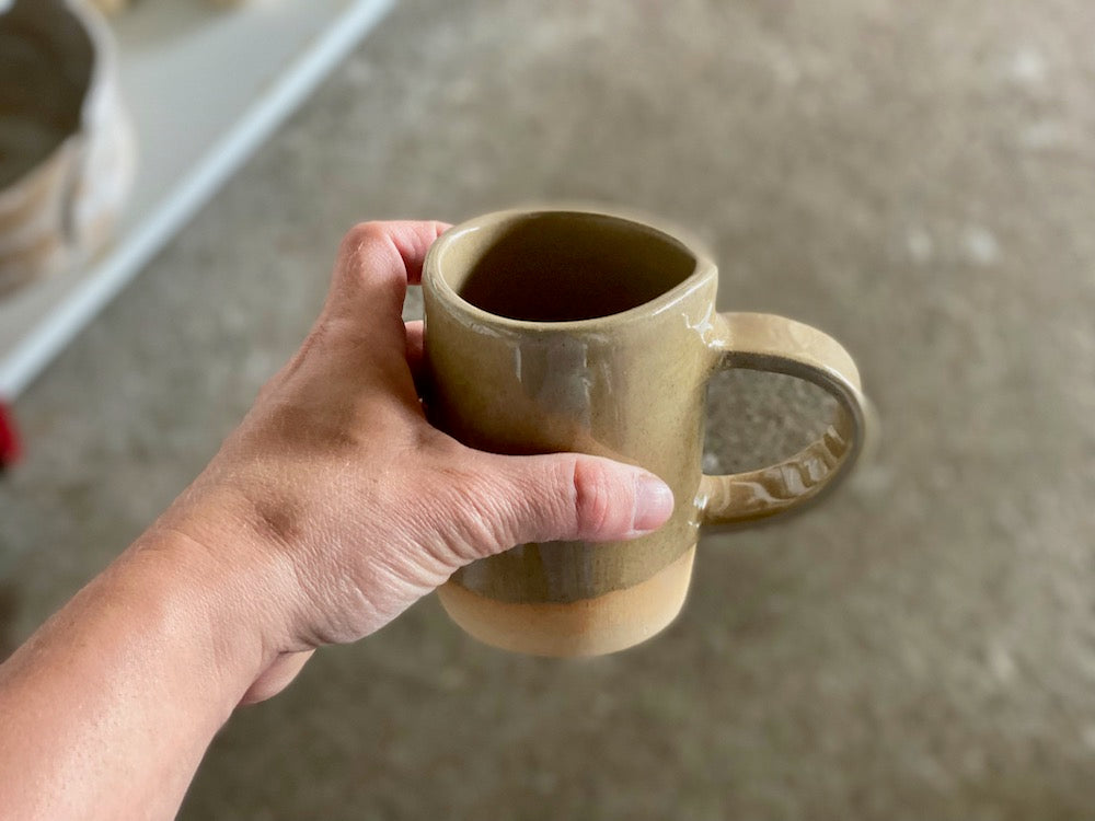 valentine-benoist-ceramics-studio-coffee-mug-soft-clay-transparent-side