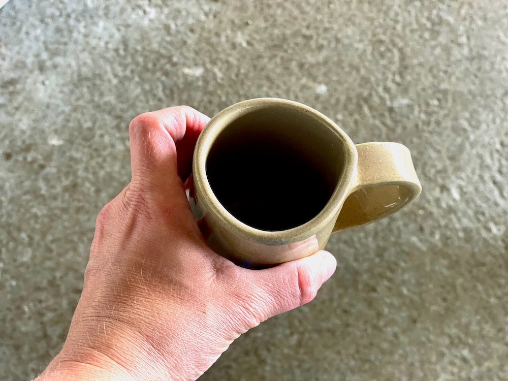 valentine-benoist-ceramics-studio-coffee-mug-soft-clay-transparent-top