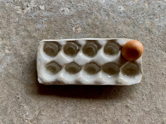 Egg Tray - Soft Clay - Lunar White - 10 eggs