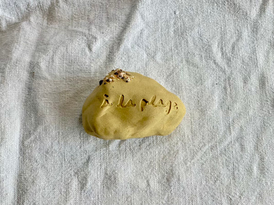 Galet à message - Grès Doux - À La Plage - Manuscrit