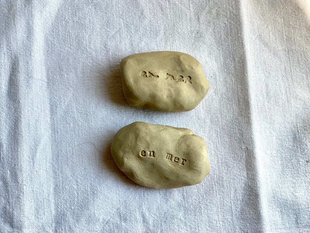 Galet à message - Grès Doux - En Mer - Manuscrit