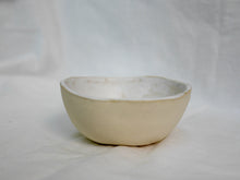 Load image into Gallery viewer, my-hungry-valentine-ceramics-bowl-bt-brushedmattwhite-stacked-side
