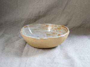 my-hungry-valentine-ceramics-studio-bowl-22-ct-cloudywhite-side