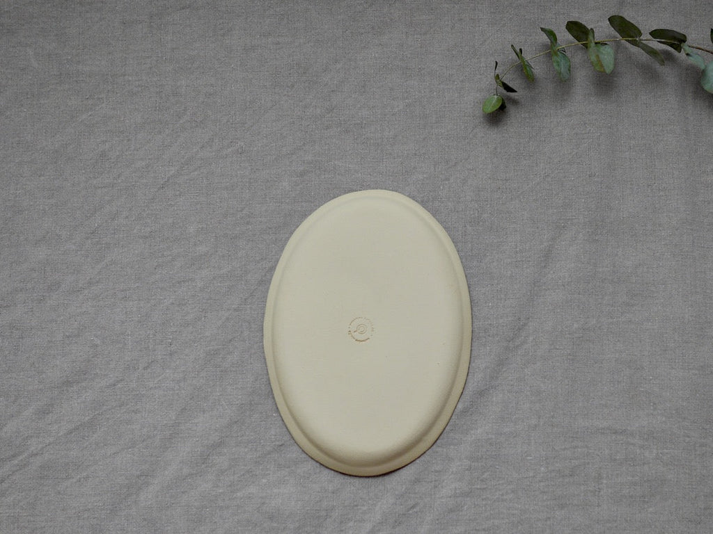 my-hungry-valentine-ceramics-studio-dish-oval-side-nt-back