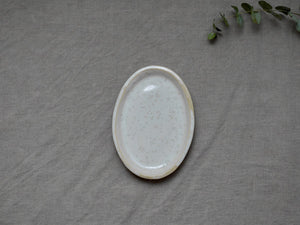 my-hungry-valentine-ceramics-studio-dish-oval-side-nt-lunarwhite-top