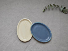 Load image into Gallery viewer, my-hungry-valentine-ceramics-studio-dish-oval-side-nt-transparent-greyblue-top
