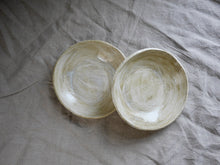 Charger l&#39;image dans la galerie, my-hungry-valentine-ceramics-studio-pastaplates-ct-cloudybeige-top
