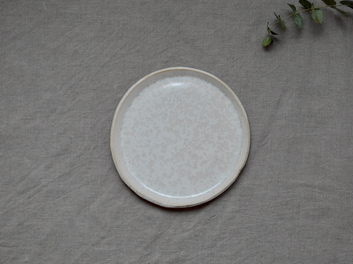 my-hungry-valentine-ceramics-studio-plate-21-nt-lunarwhite-top