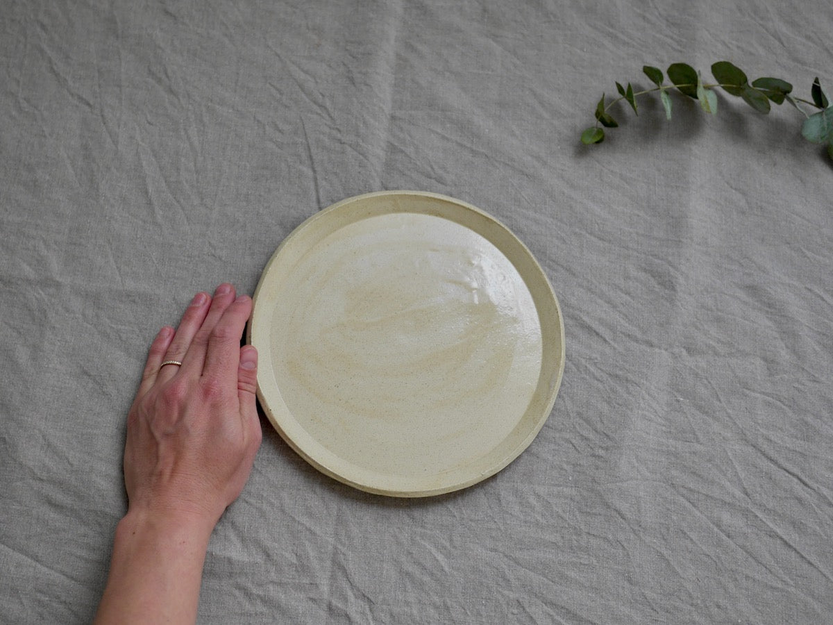 my-hungry-valentine-ceramics-studio-plate-21-nt-transparent-top-hand