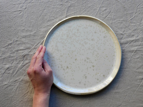 my-hungry-valentine-ceramics-studio-plate-25-nt-lunarwhite-top-hand
