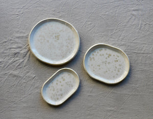 my-hungry-valentine-ceramics-studio-set-3-ovalnestingdishes-s-nt-lunarwhite-top-2
