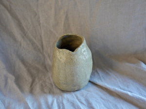 my-hungry-valentine-ceramics-studio-vase-organic-ct-transparent-1