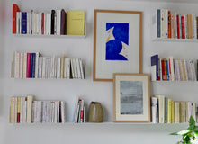 Load image into Gallery viewer, my-hungry-valentine-ceramics-studio-vase-organic-ct-transparent-shelf
