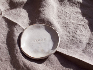 my hungry valentine-studio-ceramics-word on the clay-trinket dish-stuff-top