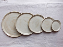 Cargar imagen en el visor de la galería, myhungryvalentine-studio-ceramics-simple-plate-set-5-cloudywhite-top-3
